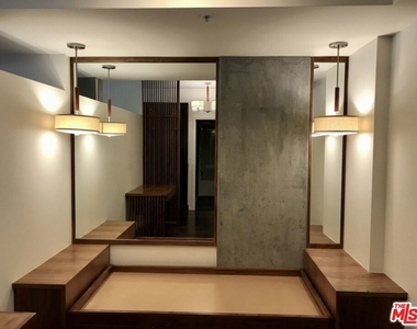 1155 S Grand Avenue - Photo Thumbnail 7
