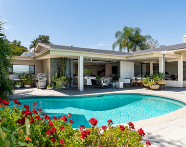2052 Stradella Road - Photo Thumbnail 16