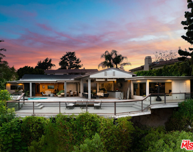 2052 Stradella Road - Photo Thumbnail 3