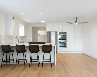 3514 Mountain View Avenue - Photo Thumbnail 1