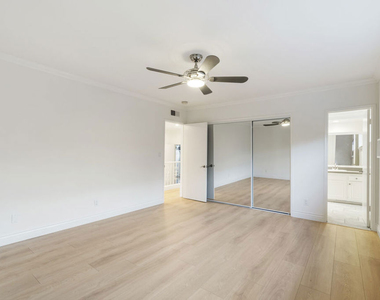 3514 Mountain View Avenue - Photo Thumbnail 5