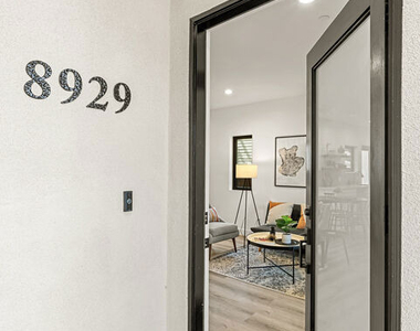 8929 Hubbard Street - Photo Thumbnail 3