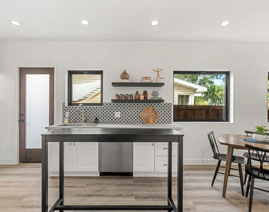 8929 Hubbard Street - Photo Thumbnail 11