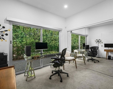 2326 E Finley Road - Photo Thumbnail 29