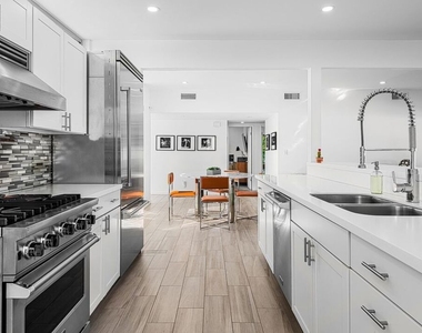 2326 E Finley Road - Photo Thumbnail 9