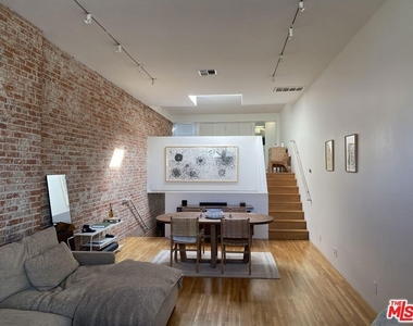 1318 Pacific Avenue - Photo Thumbnail 1
