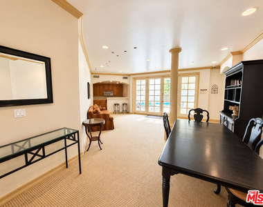 128 N Swall Drive - Photo Thumbnail 38