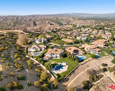 25590 Prado De Amarillo - Photo Thumbnail 21