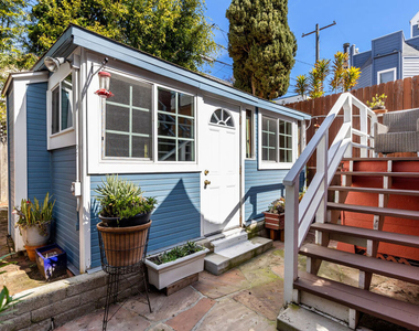 129 Ocean Park Boulevard - Photo Thumbnail 21