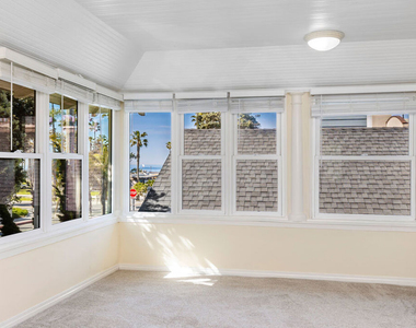 129 Ocean Park Boulevard - Photo Thumbnail 5
