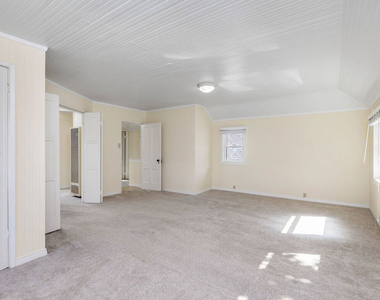 129 Ocean Park Boulevard - Photo Thumbnail 7