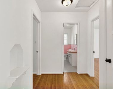1474 1/2 Reeves Street - Photo Thumbnail 8
