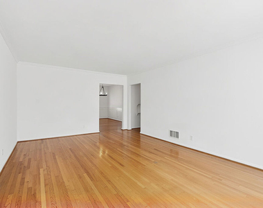 1474 1/2 Reeves Street - Photo Thumbnail 1