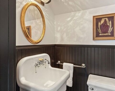 811 N Occidental Boulevard - Photo Thumbnail 23