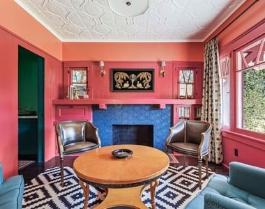 811 N Occidental Boulevard - Photo Thumbnail 12