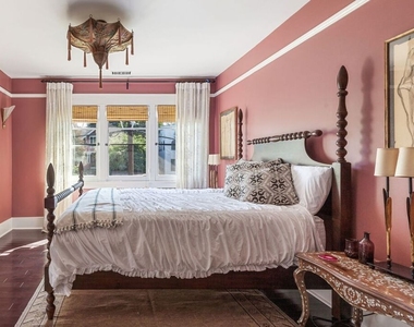 811 N Occidental Boulevard - Photo Thumbnail 24