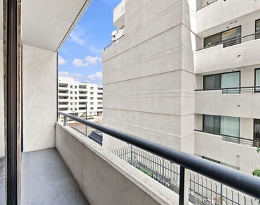 10660 Wilshire Boulevard - Photo Thumbnail 26