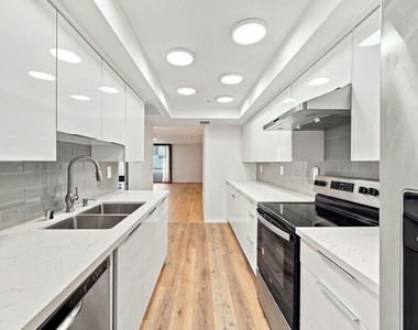 10660 Wilshire Boulevard - Photo Thumbnail 14
