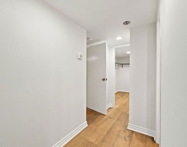 10660 Wilshire Boulevard - Photo Thumbnail 22