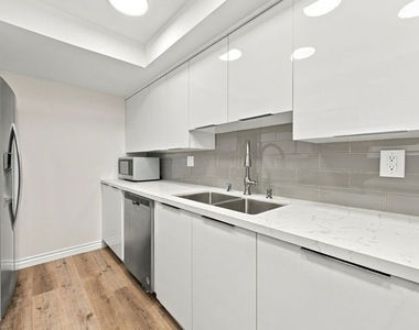 10660 Wilshire Boulevard - Photo Thumbnail 16