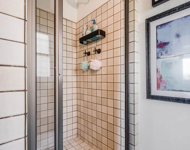 1750 N Fairfax Avenue - Photo Thumbnail 18
