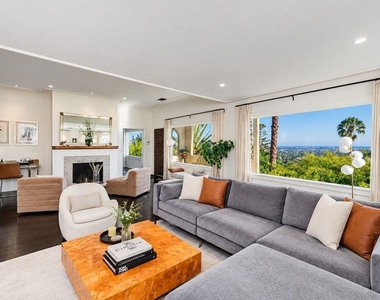 1750 N Fairfax Avenue - Photo Thumbnail 8