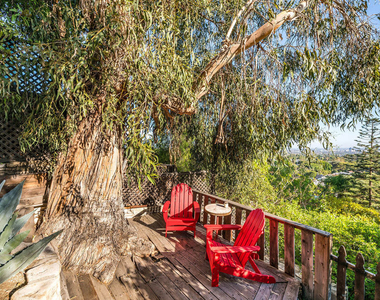 1750 N Fairfax Avenue - Photo Thumbnail 23