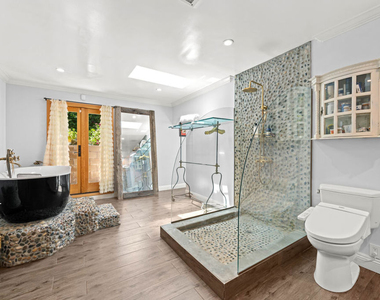 16582 Calneva Drive - Photo Thumbnail 20