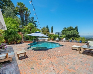 16582 Calneva Drive - Photo Thumbnail 16