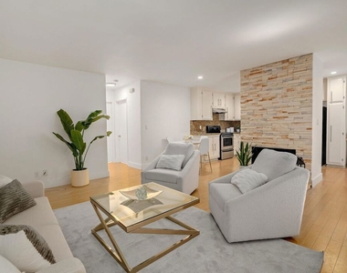 11959 Dorothy Street - Photo Thumbnail 1