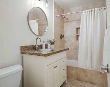 11959 Dorothy Street - Photo Thumbnail 15