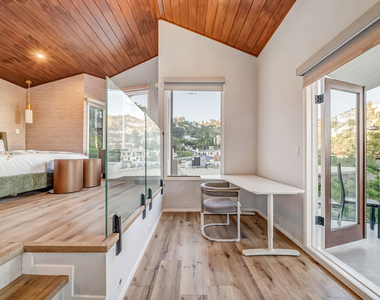 8874 Evanview Drive - Photo Thumbnail 24