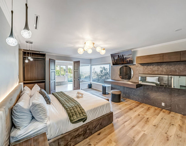 8874 Evanview Drive - Photo Thumbnail 34