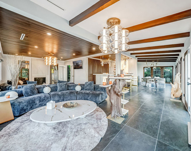 8874 Evanview Drive - Photo Thumbnail 19