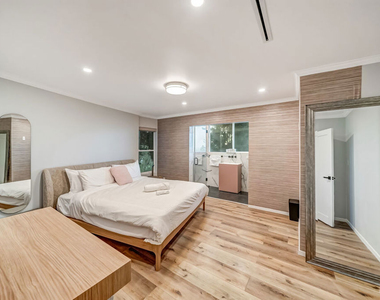 8874 Evanview Drive - Photo Thumbnail 50