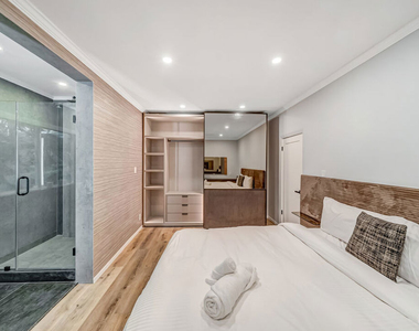 8874 Evanview Drive - Photo Thumbnail 48