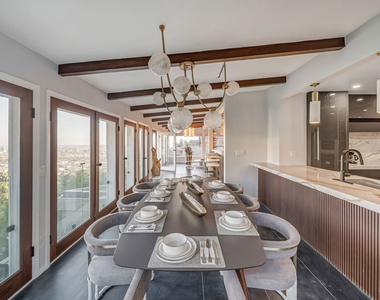 8874 Evanview Drive - Photo Thumbnail 9