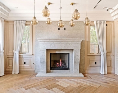 832 N Orange Grove Avenue - Photo Thumbnail 9