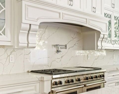 832 N Orange Grove Avenue - Photo Thumbnail 21