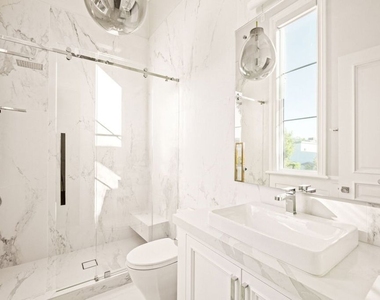 832 N Orange Grove Avenue - Photo Thumbnail 42