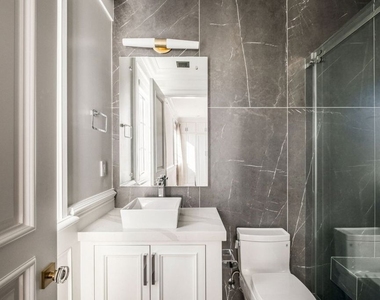 832 N Orange Grove Avenue - Photo Thumbnail 45