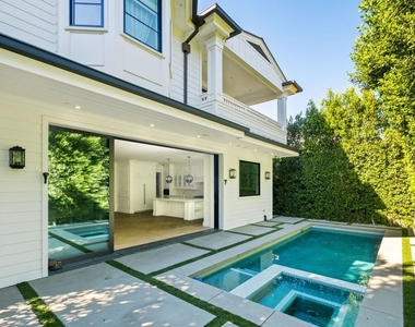 832 N Orange Grove Avenue - Photo Thumbnail 49