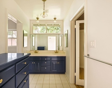 14907 Camarosa Drive - Photo Thumbnail 16