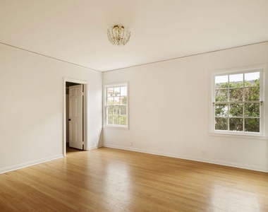 14907 Camarosa Drive - Photo Thumbnail 22