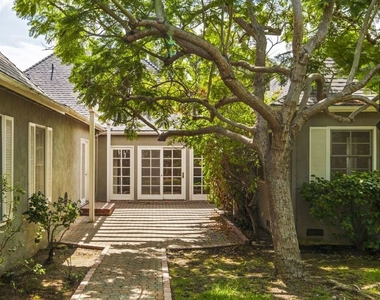 14907 Camarosa Drive - Photo Thumbnail 29