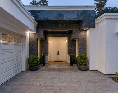 505 Evelyn Place - Photo Thumbnail 3