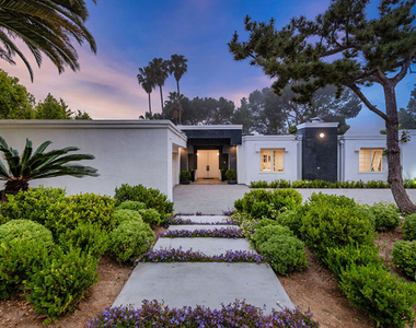 505 Evelyn Place - Photo Thumbnail 1