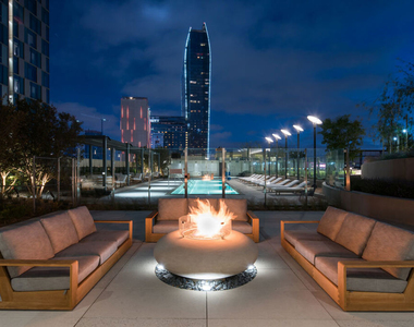 889 Francisco Street - Photo Thumbnail 26