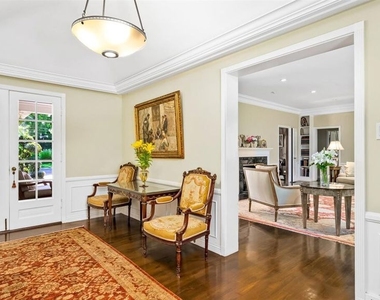 511 N Bristol Avenue - Photo Thumbnail 4
