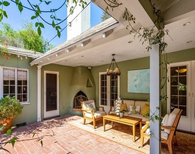 511 N Bristol Avenue - Photo Thumbnail 32